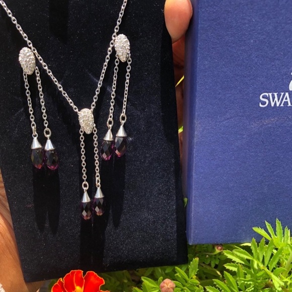 Swarovski amethyst drop earrings - Picture 3 of 13